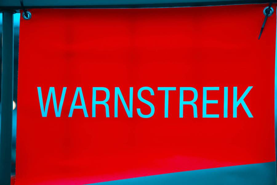 WARNSTREIK ! WARNSTREIK !